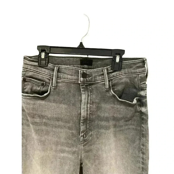Mother High Waisted Weekender Skimp Northern Light Gray Size 29 Bootcut Cropped - Picture 7 of 15